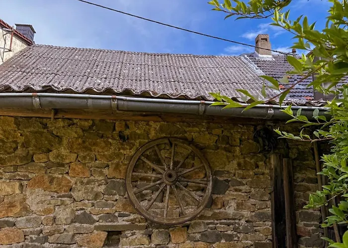 Nao Eifelhaus Von 1875 Mit Garten